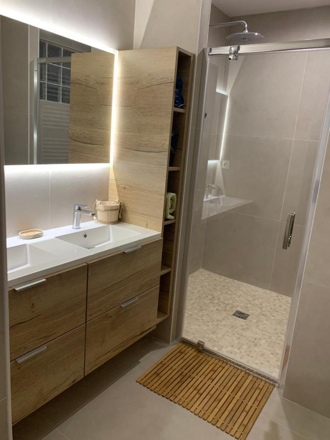 Appartement Douceurs Des Iles à Fréjus Extérieur photo