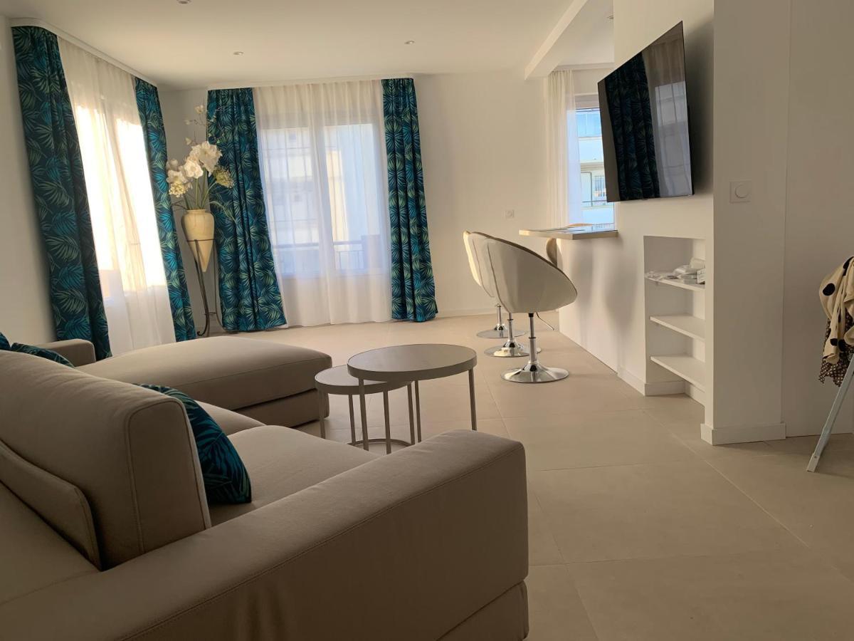Appartement Douceurs Des Iles à Fréjus Extérieur photo