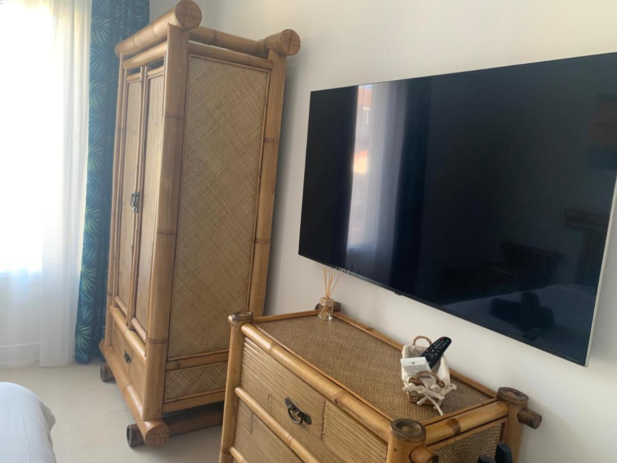 Appartement Douceurs Des Iles à Fréjus Extérieur photo