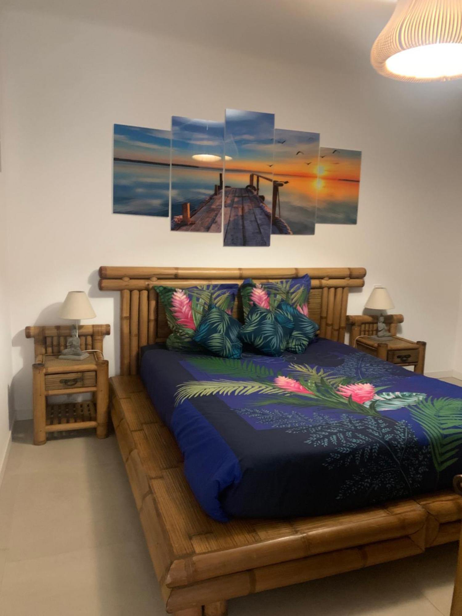 Appartement Douceurs Des Iles à Fréjus Extérieur photo